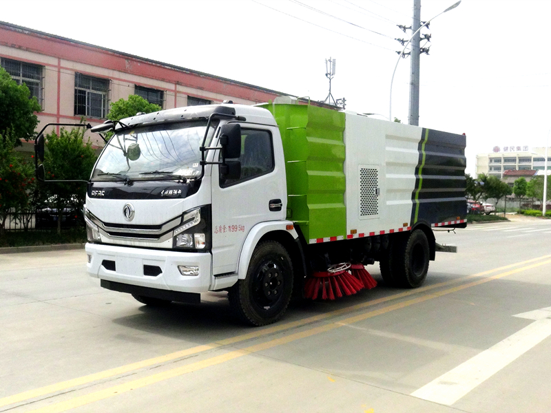 東風大多利卡掃路車國VI