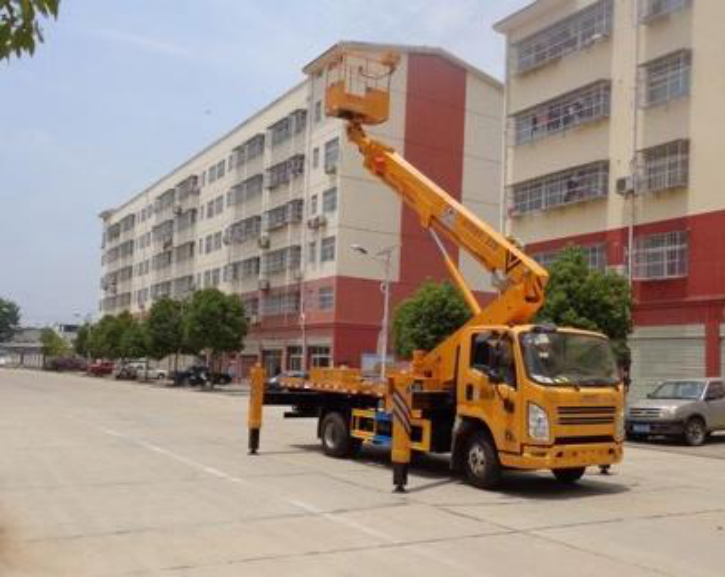 江鈴凱悅28米伸縮臂式 高空作業(yè)車